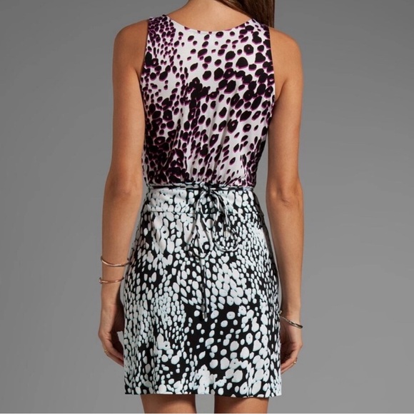 LIKE NEW! Diane Von Furstenberg DVF Oblixe cheetah faux wrap sleeveless dress 10 - Picture 4 of 17